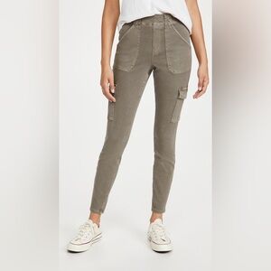 Spanx Stretch Twill Ankle Cargo Pant‎ in Desert Dune Size S